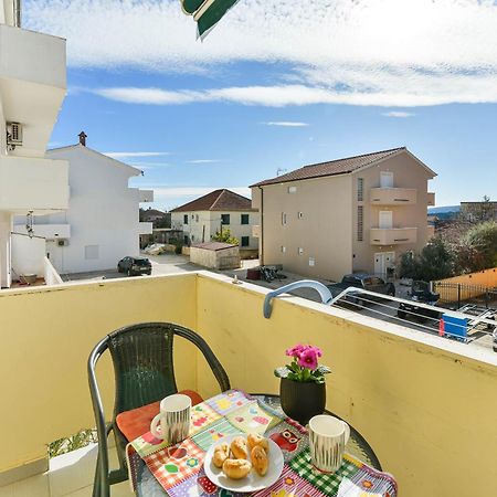 Apartments Adria Turanj Exterior photo