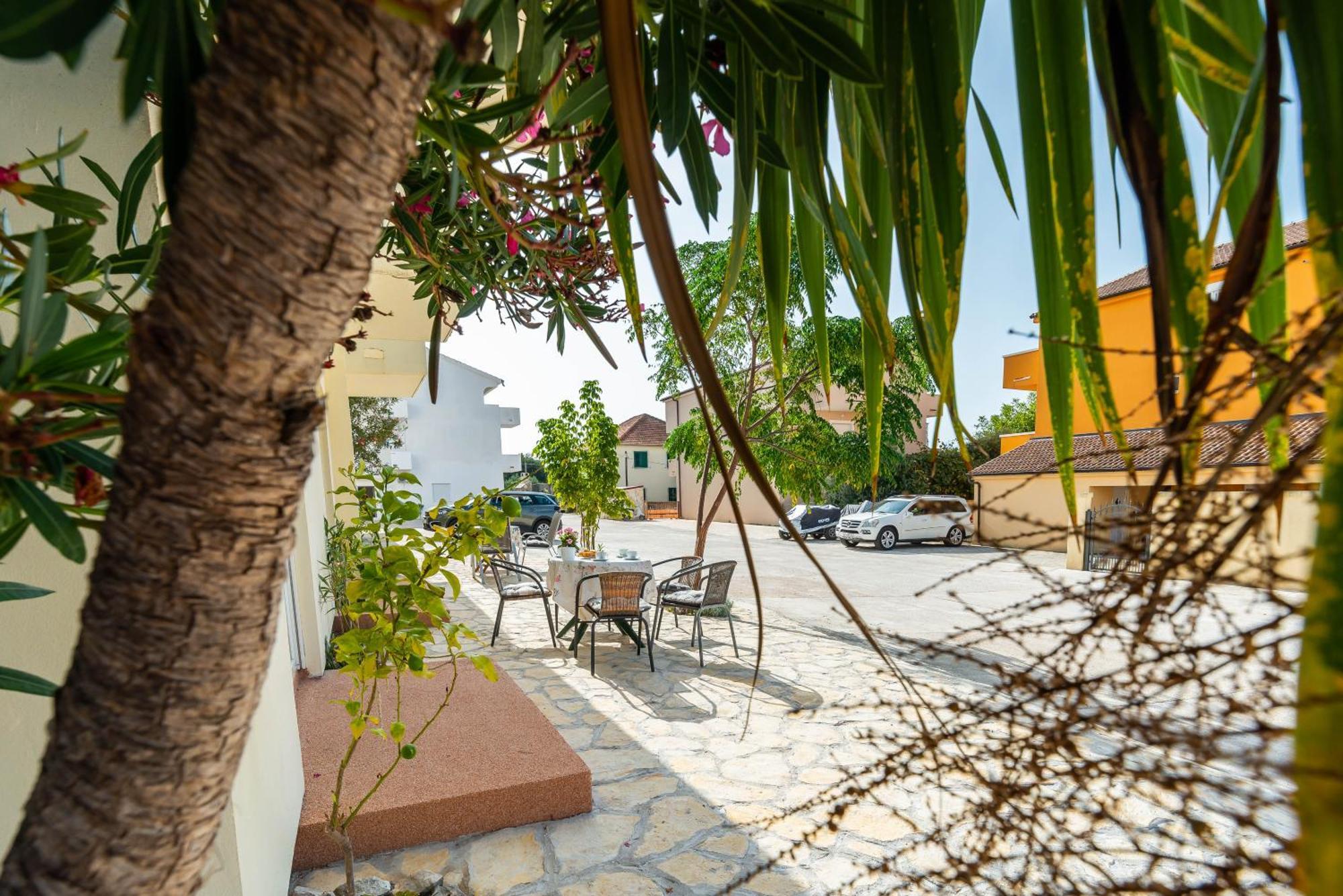 Apartments Adria Turanj Exterior photo